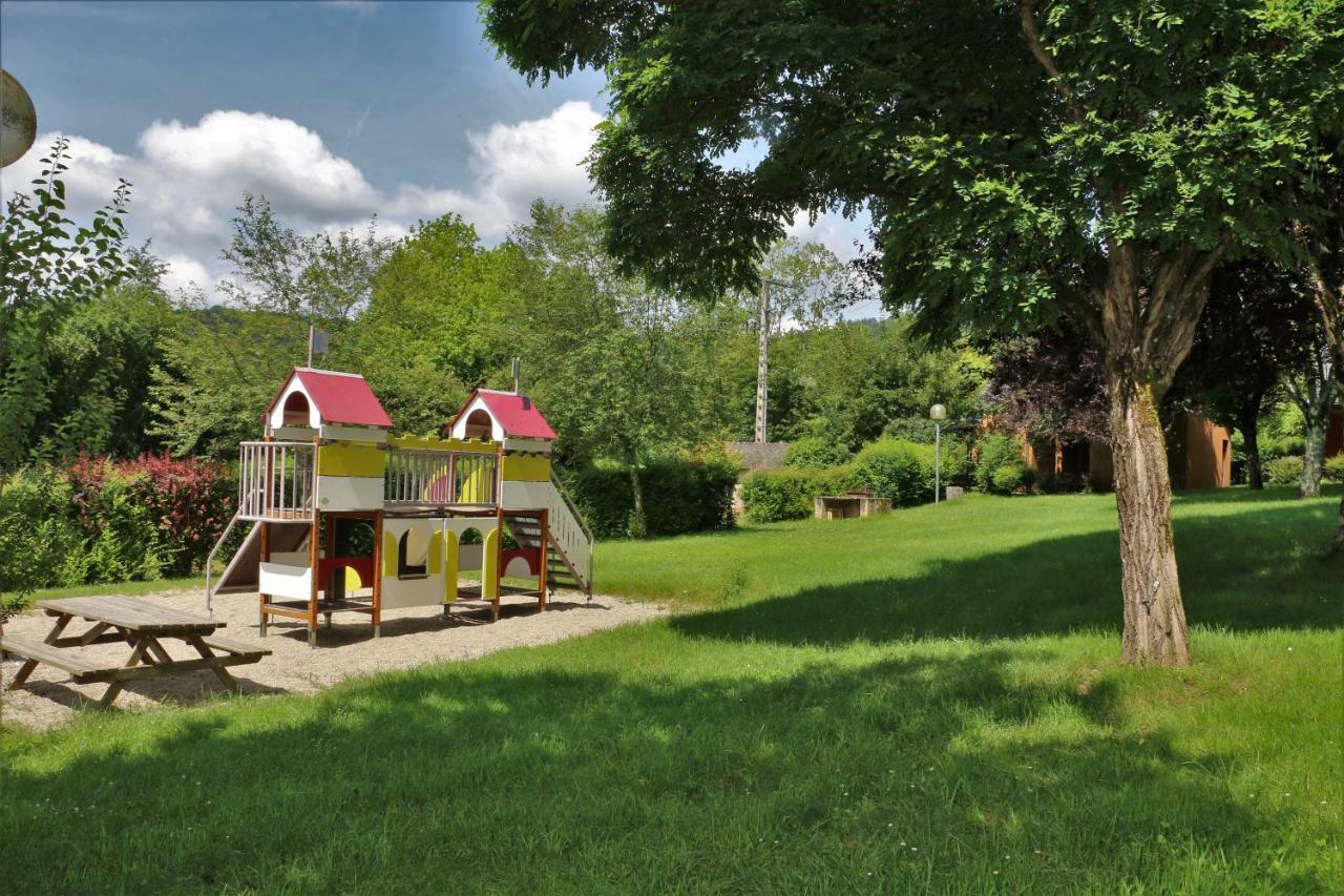 Camping Le Paisserou Najac Buitenkant foto